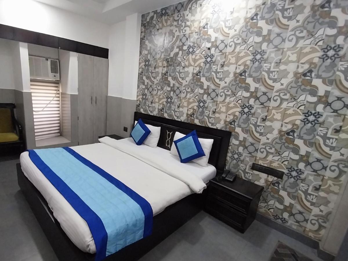 Hotel Crystal Palace 新德里 外观 照片